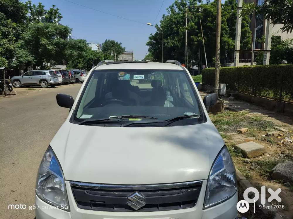 Company Green December2015 Maruti Suzuki Wagon R