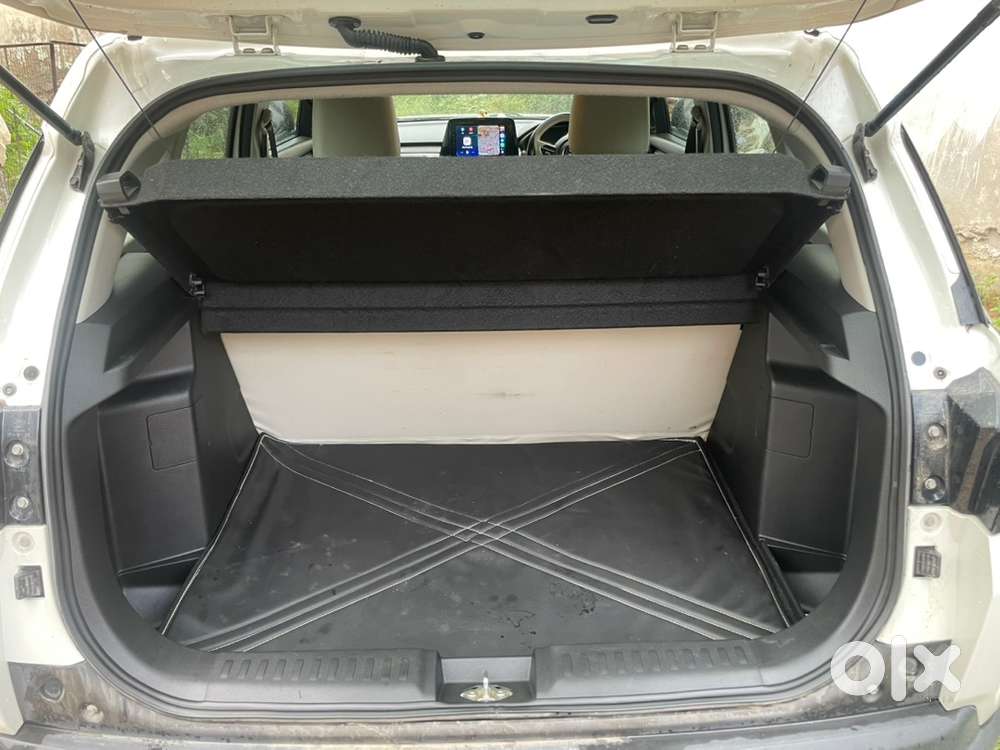 Maruti Brezza 2024 Lxi