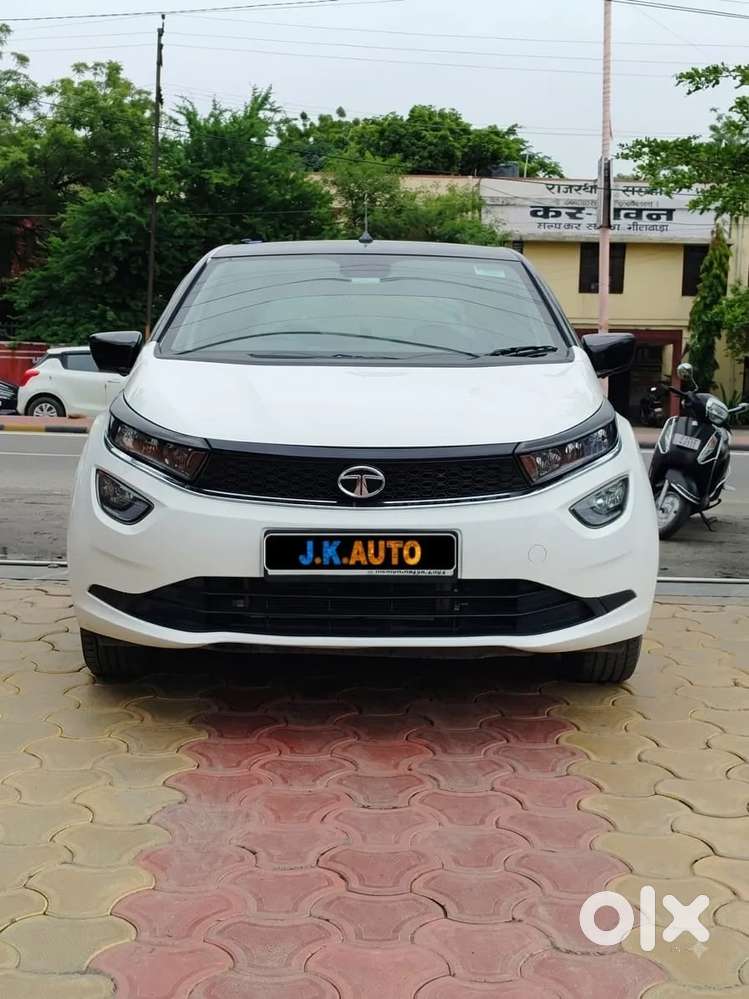 Tata Altroz 1.2 Xt, 2022, Petrol