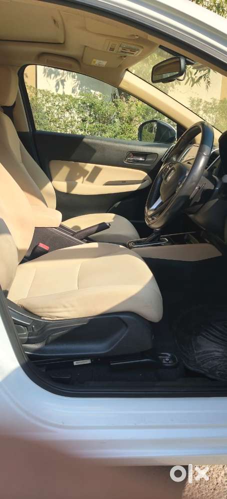 Honda City V At Sunroof, 2021, Petrol