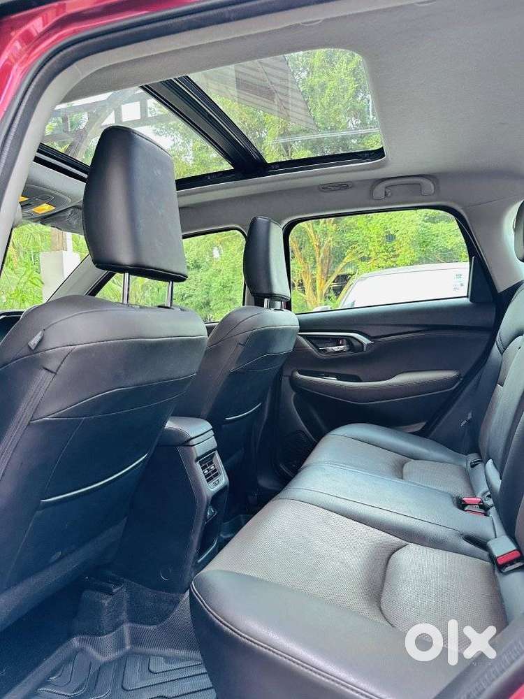 Toyota Urban Cruiser Hyryder 1.5 V Hybrid, 2023, Petrol