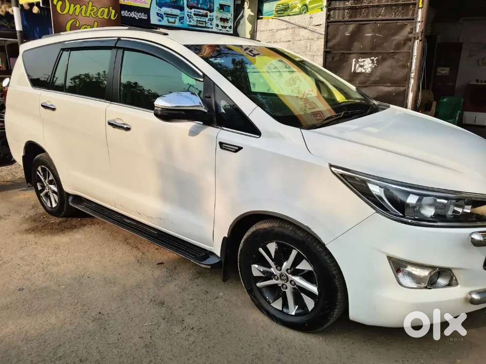Toyota Innova Crysta 2019