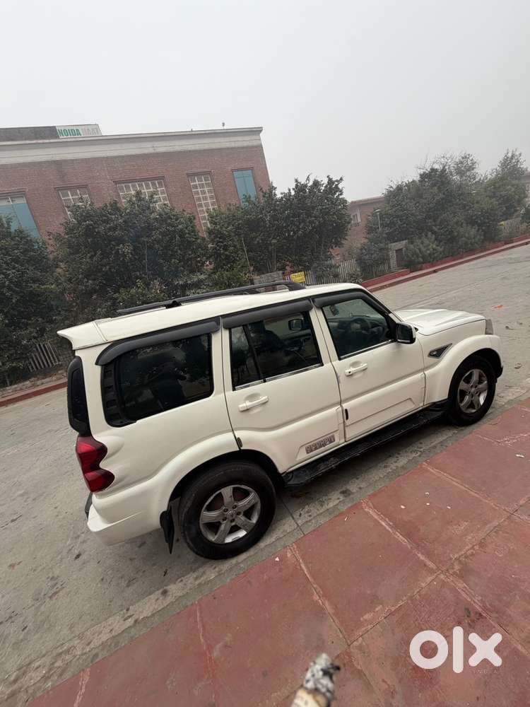Mahindra Scorpio 2018 Diesel Well Maintained