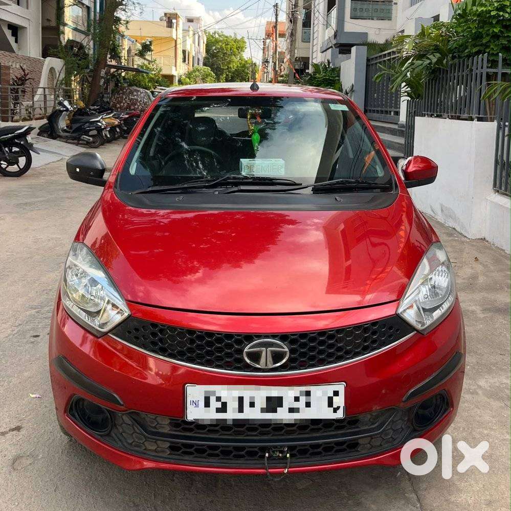 Tata Tiago 1.2 Revotron Xta, 2018, Petrol