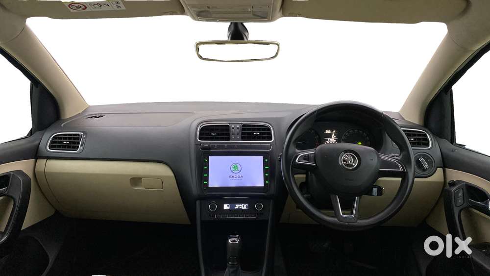 Skoda Rapid 1.0 Style At, 2020, Petrol