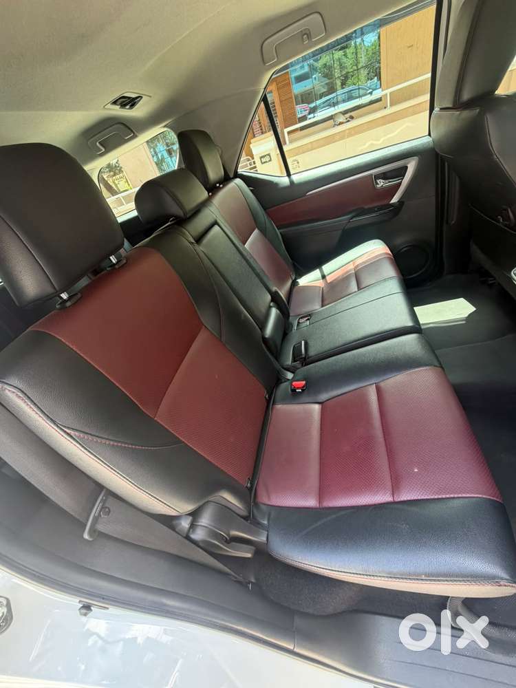 Toyota Fortuner Legender 4x2 At 2.8, 2023, Diesel