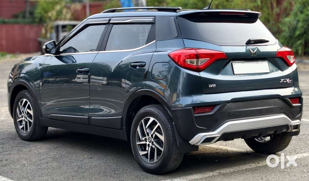 Mahindra Xuv300 W8 Option, 2023, Petrol