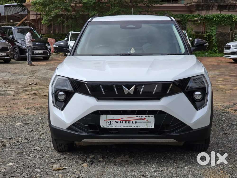 Mahindra Xuv 3xo Ax5l 1.2 Petrol At, 2025, Petrol