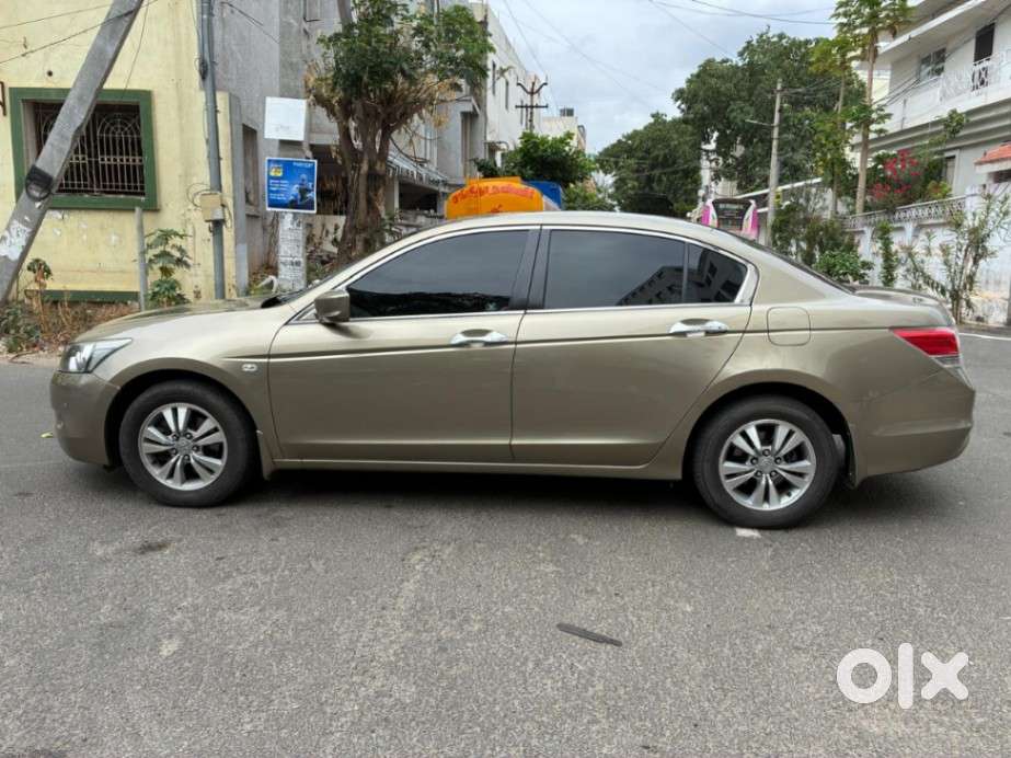 Honda Accord 2.4 Manual, 2009, Petrol