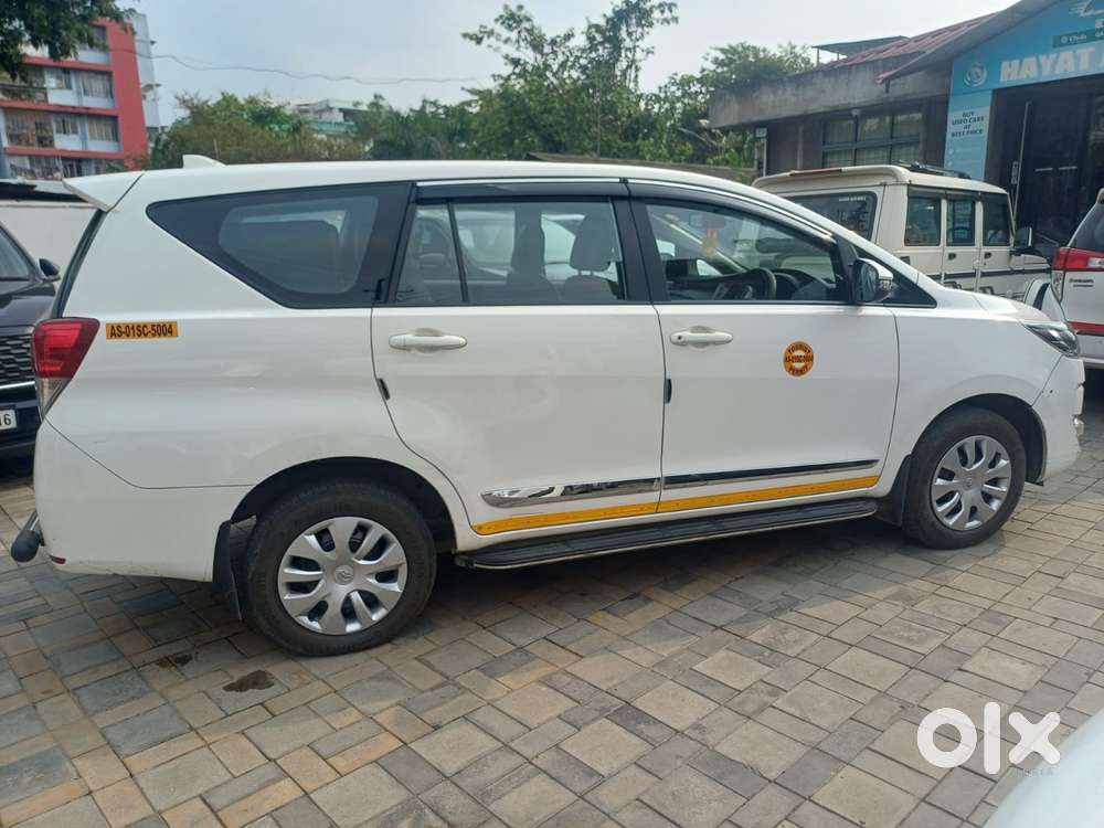Toyota Innova Crysta 2.4 G Mt, 2024, Diesel