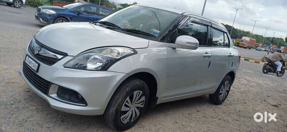 Maruti Suzuki Dzire 1.2 Vxi, 2017, Petrol
