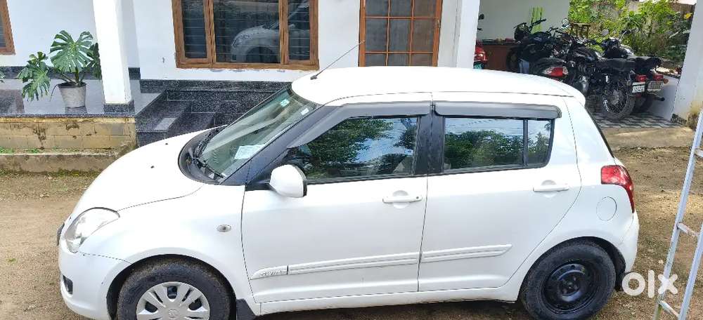 Maruti Suzuki Swift Vxi Cng New Full Cover Insurance