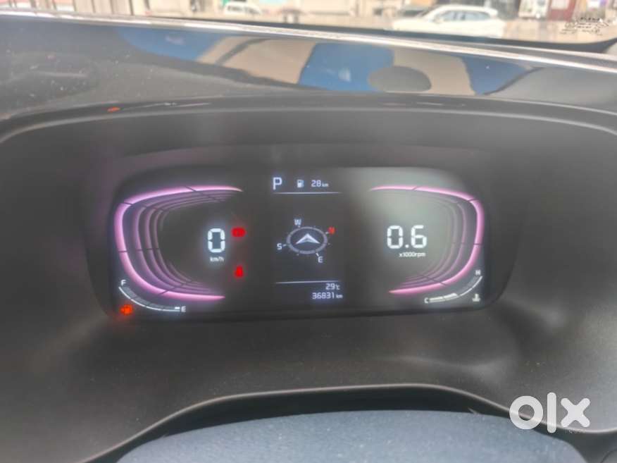 Kia Carens 1.4 Luxury Plus Dct 7 Str, 2023, Petrol