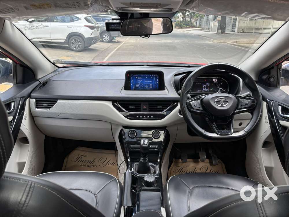 Tata Nexon Xz Plus (hs), 2022, Petrol