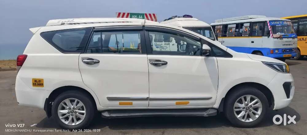 Toyota Innova Crysta 2017
