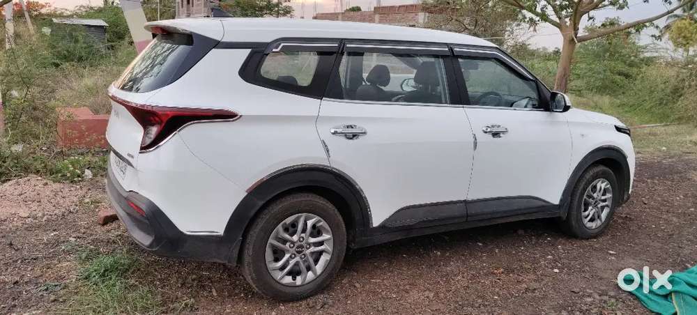 Kia Carens 2024 Petrol 12500 Km Driven,,