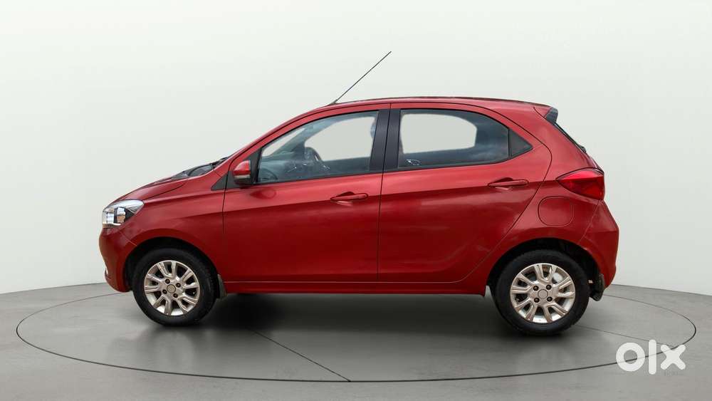 Tata Tiago 1.2 Revotron Xza, 2017, Petrol