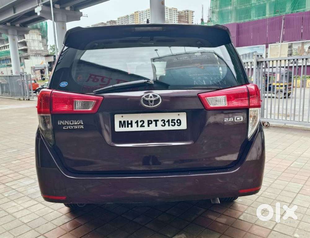 Toyota Innova Crysta 2.8 Gx At 8 Seater, 2017, Diesel