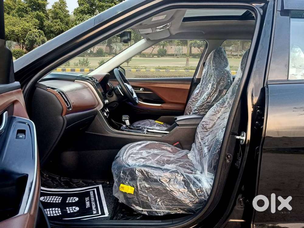 Hyundai Alcazar 1.5 Tdct Signature (o) 7s Petrol, 2023, Petrol