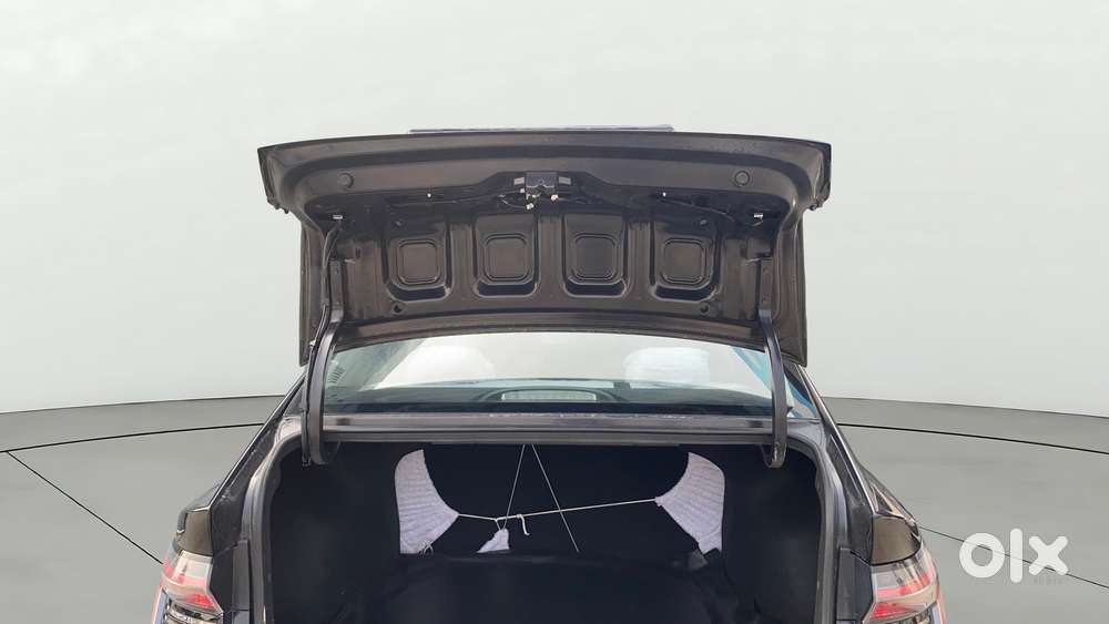 Hyundai Verna 1.5 S Petrol Mt, 2023, Petrol