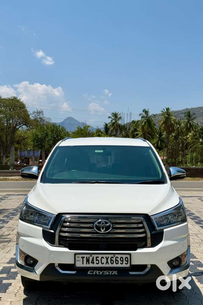 Toyota Innova Crysta 2.4 G Mt 7 Str, 2023, Diesel