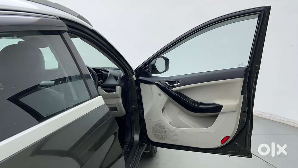 Tata Nexon 1.2 Revotron Xz Plus (o), 2020, Petrol