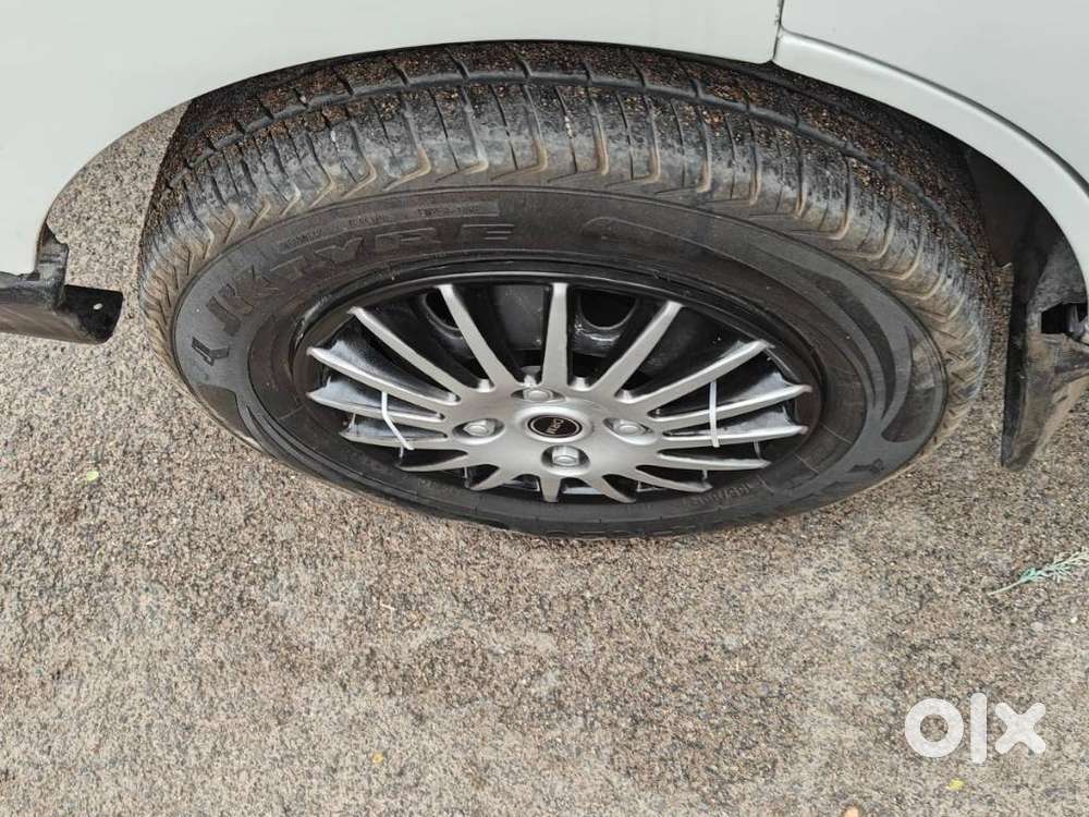 Maruti Suzuki Eeco Smiles 7 Seater Standard, 2011, Petrol