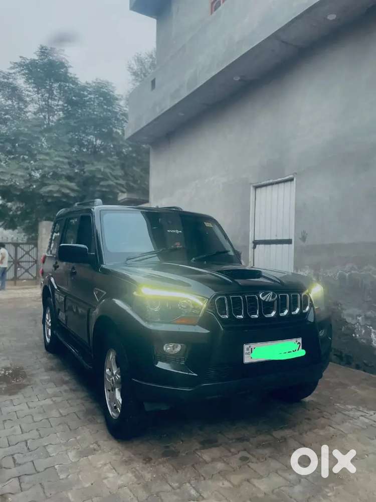 S 10 
Good Condition 
Hr 24 Number