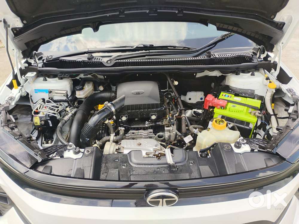 Tata Nexon Pure (s) 1.2 Petrol 6amt, 2024, Petrol
