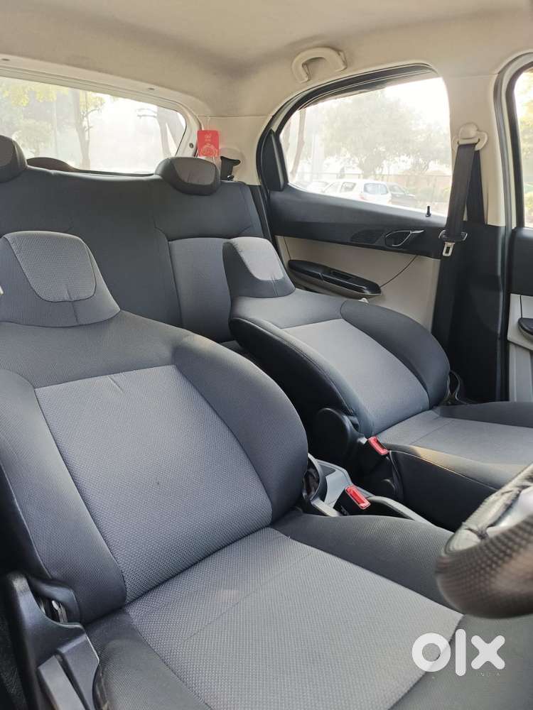 Tata Tiago Xe, 2018, Diesel