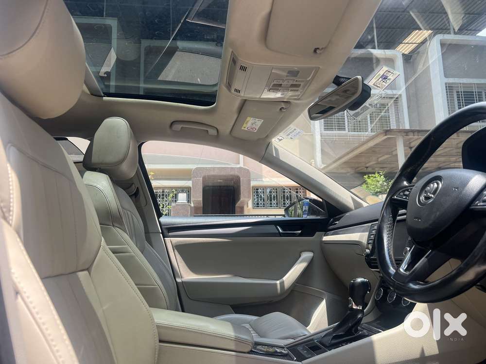 Skoda Superb Style 1.8 Tsi At, 2017, Petrol