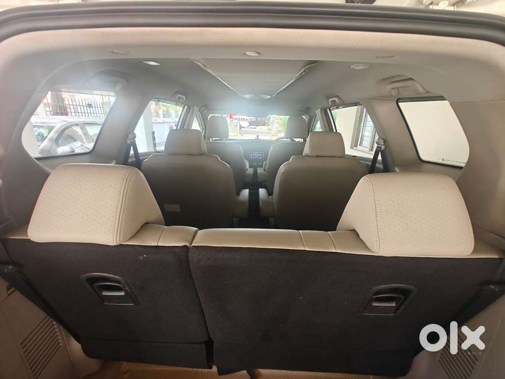 Mahindra Marazzo M8, 2018, Diesel