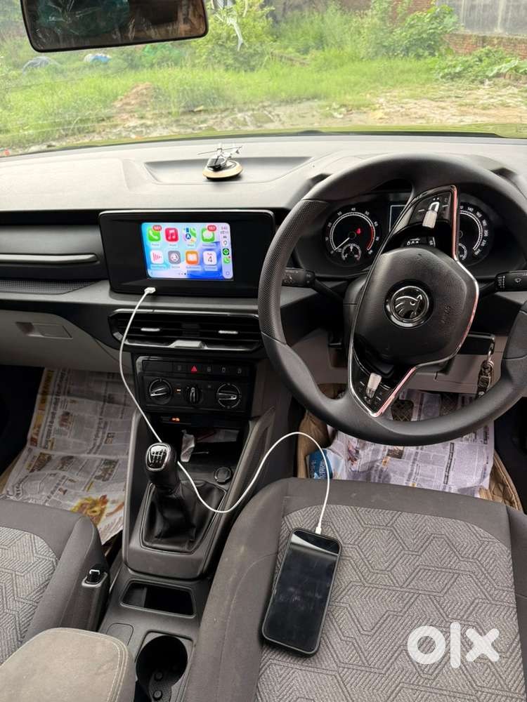 Skoda Kylaq Petrol Signature 2025