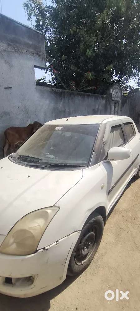 Maruti Suzuki Swift Lxi 2011