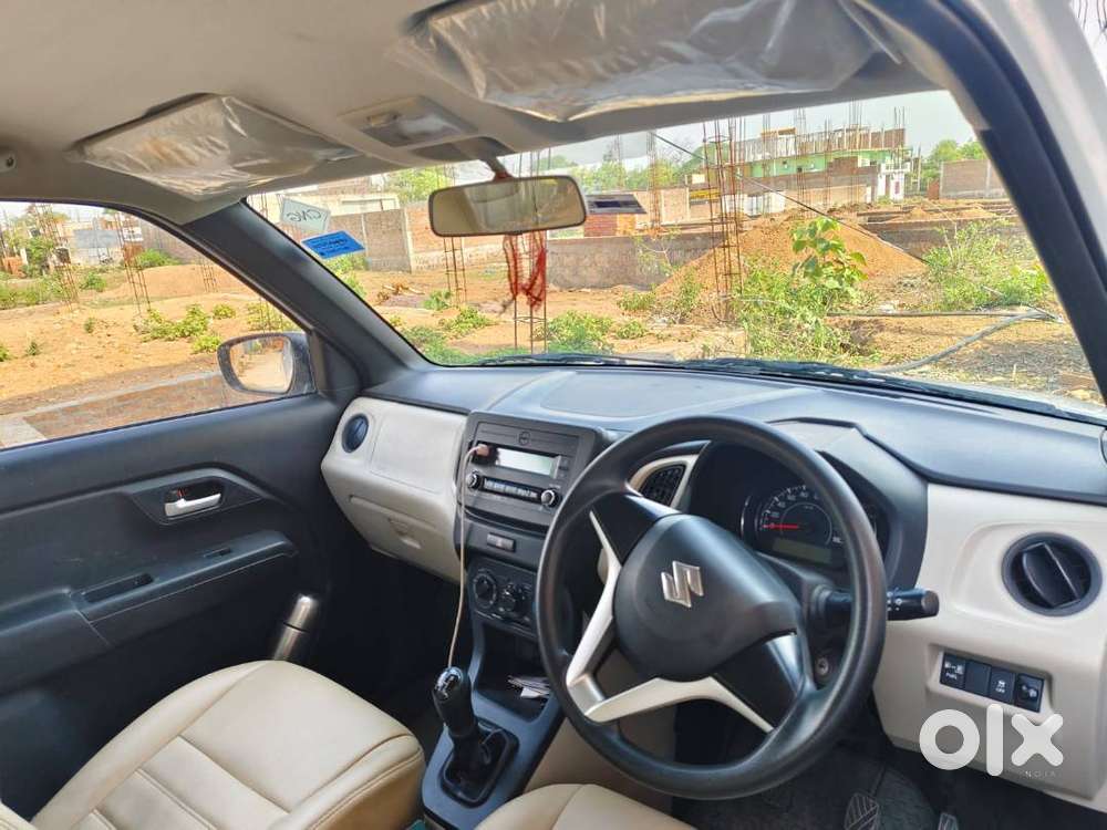 Maruti Suzuki Wagnor 1.0 Ltr Petrol + Cng Owned First Owner