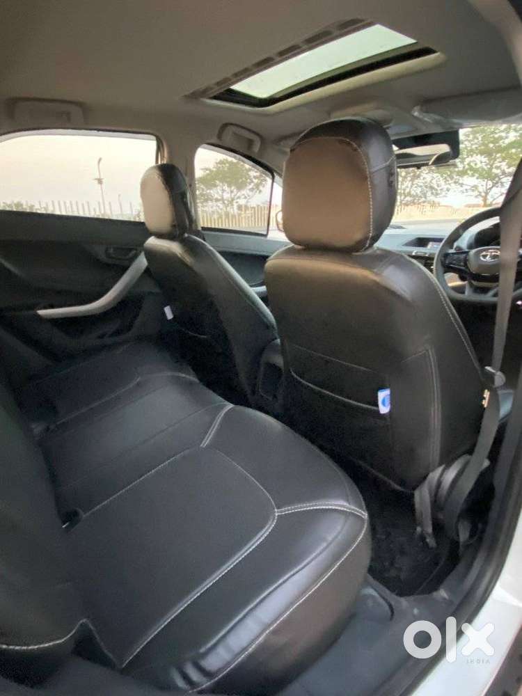 Tata Nexon, 2023, Petrol