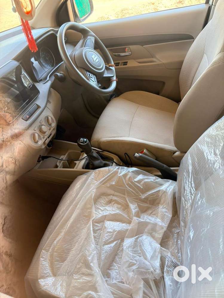 Maruti Suzuki Ertiga 1 Petrol 14000 Km Driven