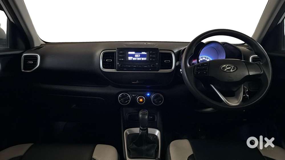 Hyundai Venue 1.2 S Plus, 2022, Petrol