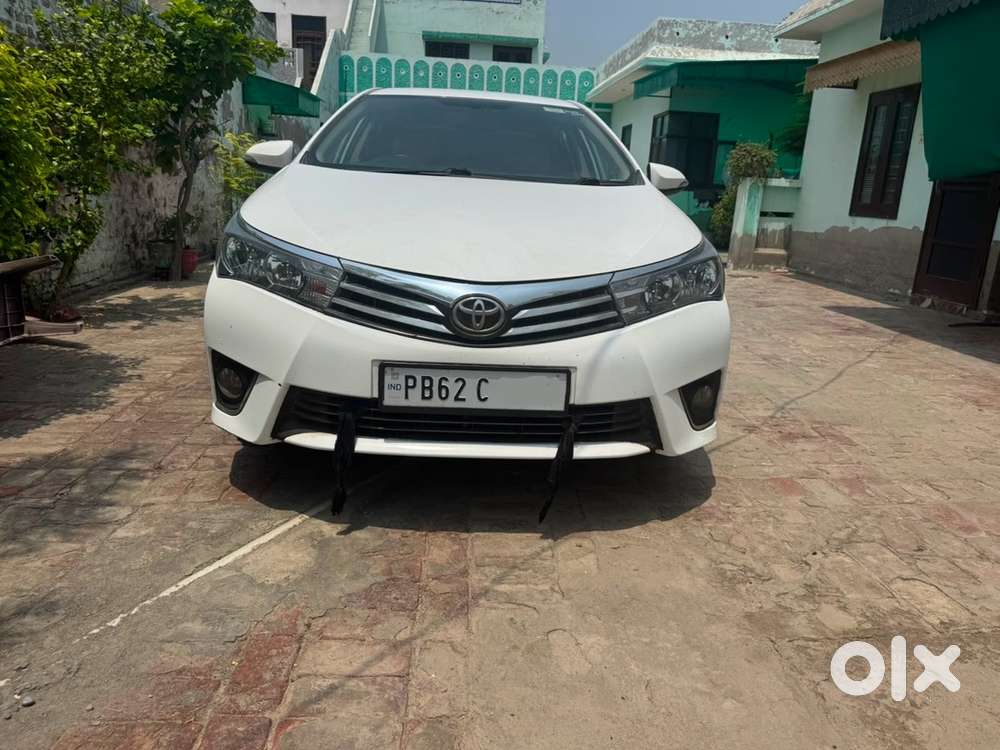 Toyota Corolla Altis 2015 Diesel