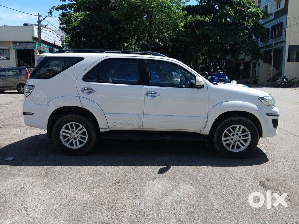 Toyota Fortuner 3.0 4x2 Mt, 2014, Diesel