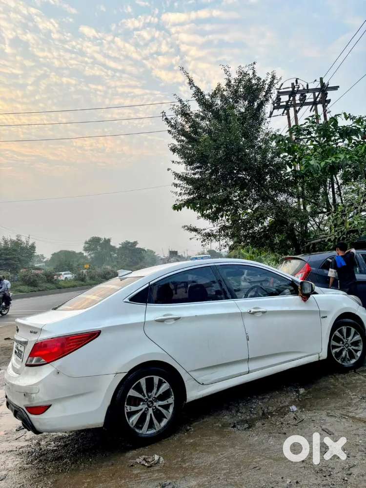 Hyundai Verna 2012 Diesel 95000 Km Driven