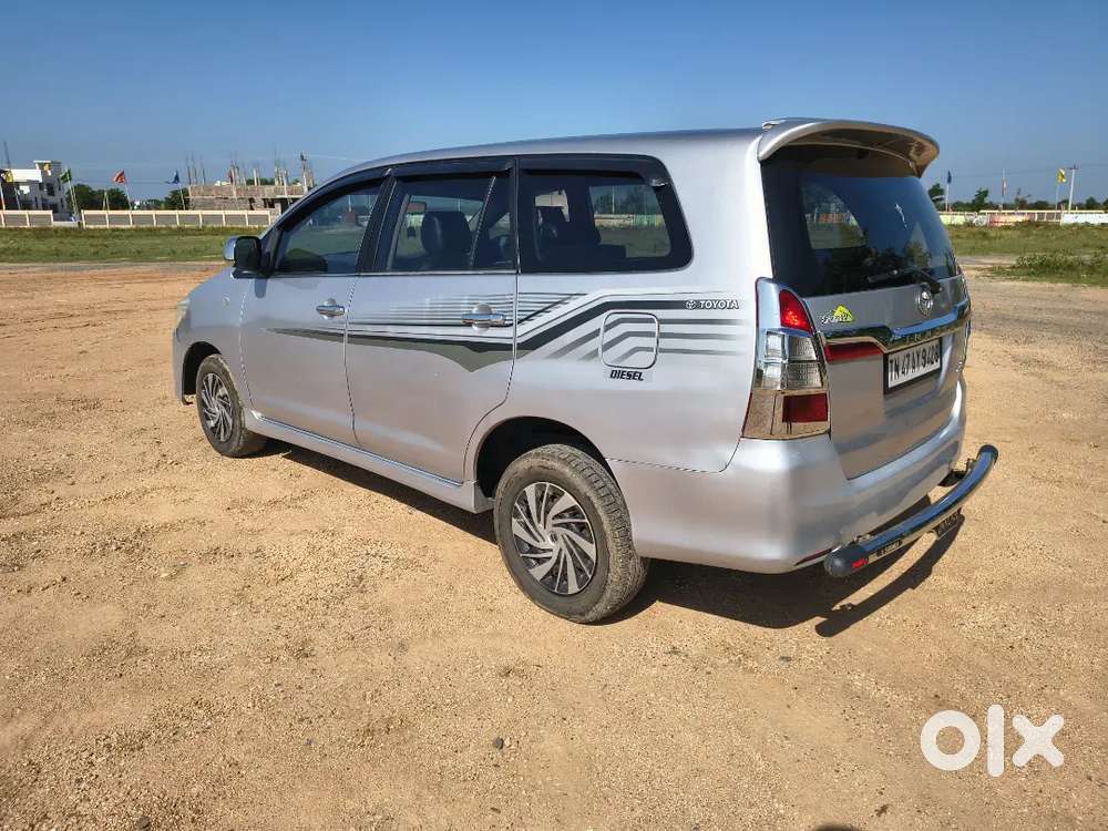 Toyota Innova 2009-2011 2.5 Gx 8 Str Bsiv, 2012, Diesel