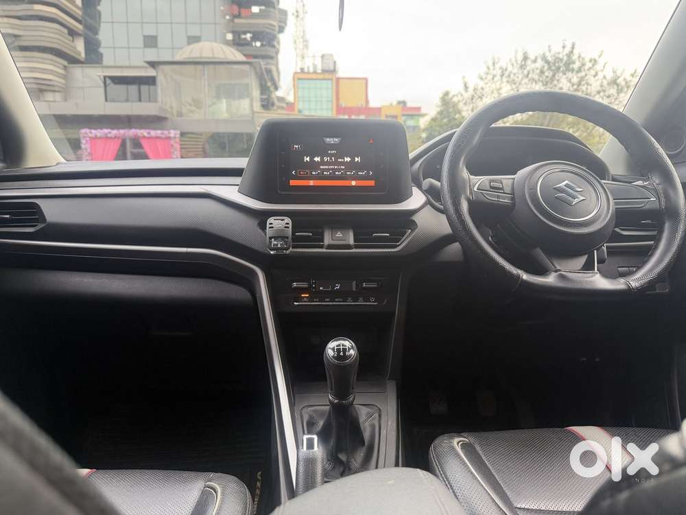 Maruti Suzuki Brezza 1.5 Vxi Smart Hybrid, 2024, Petrol