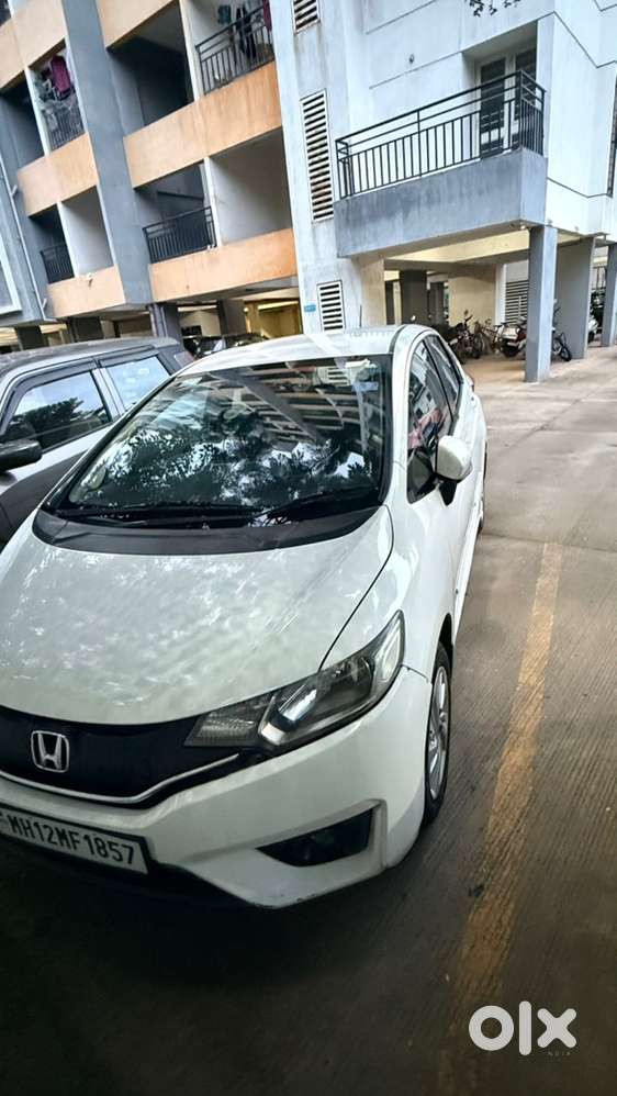 Honda Jazz 2015 Petrol Manual – Well Maintained  Urgent Sale