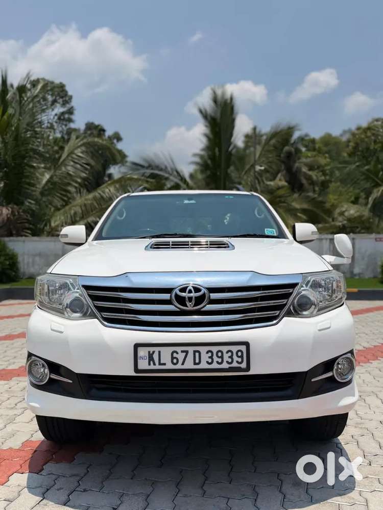 Fortuner 2wd Diesel Automatic Showroom Condition