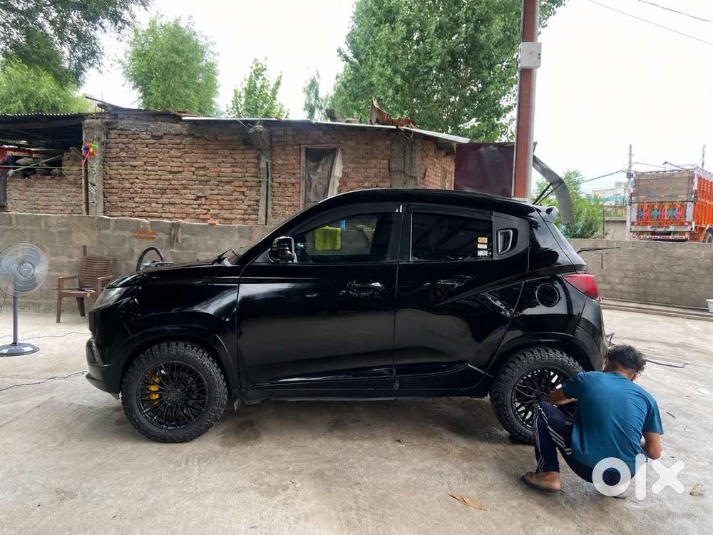 Mahindra Kuv 100 Petrol 2017
