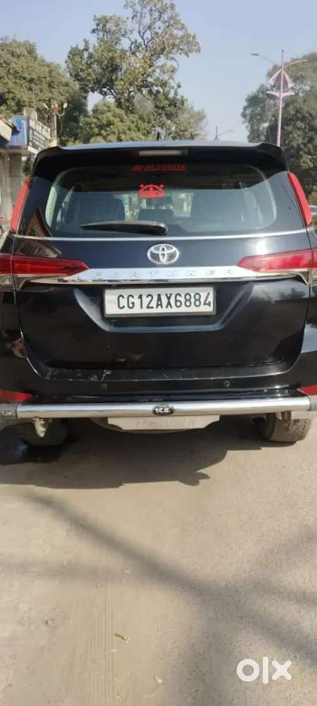 Toyota Fortuner 2019 Diesel 180000 Km Driven