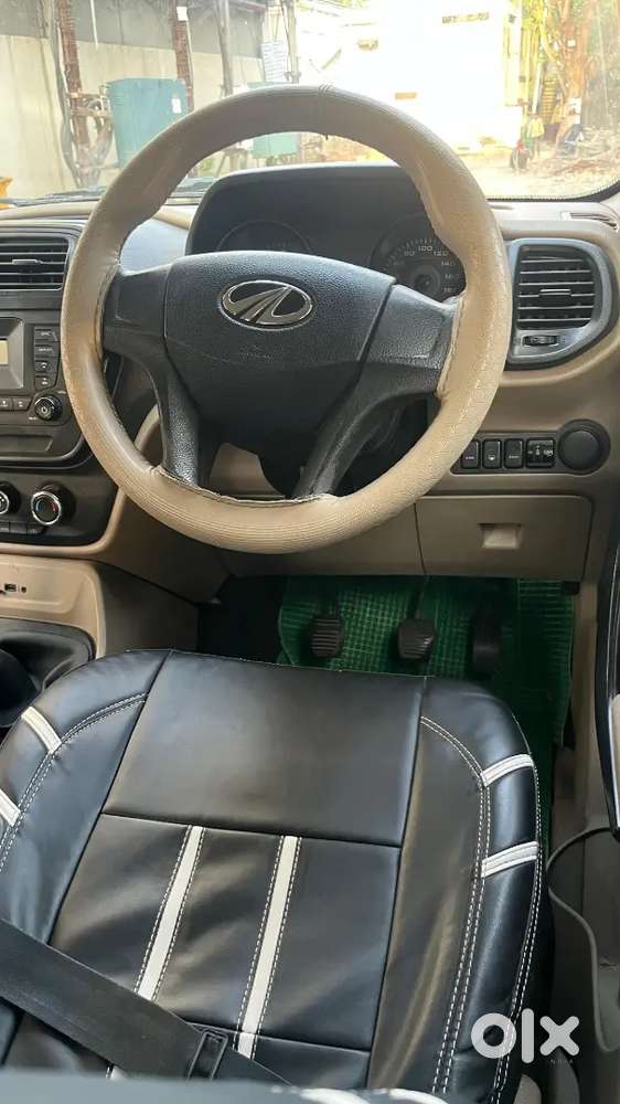 Mahindra Tuv 300 2020