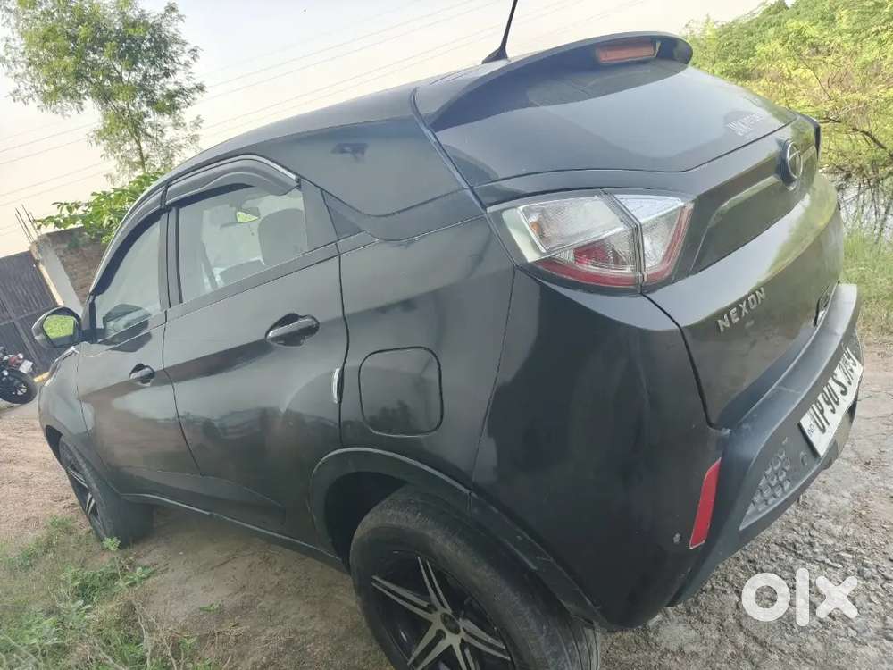 Tata Nexon Creative Plus 2018