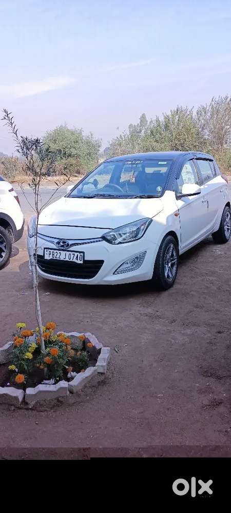 Hyundai I20 2013 Petrol 105000 Km Driven